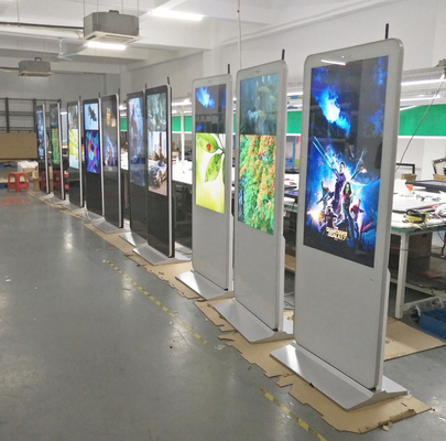 دستگاه تبلیغات عمودی VETO 55 اینچ صفحه نمایش LCD داخلی صفحه نمایش تعاملی برای فروشگاه های خرده فروشی