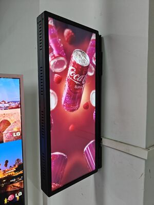 کیفیت نمایشگر LCD بار کشیده ۲۱.۵ اینچی دیواری با سیستم مدیریت محتوا داخلی برای پخش کننده رسانه تبلیغاتی کارخانه